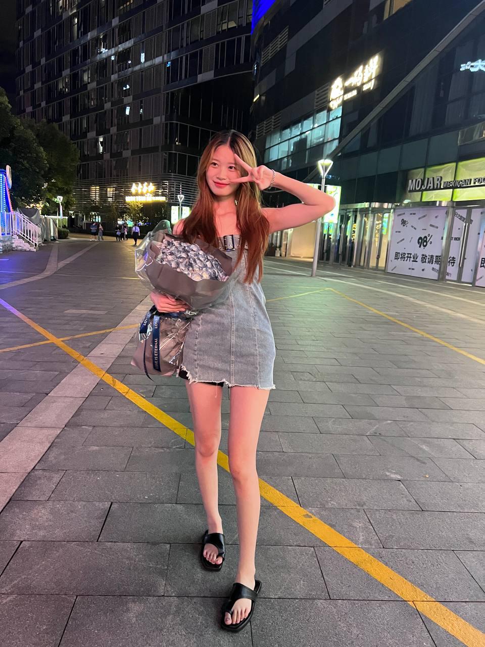 女友小穴水超多，叫床声非常骚。