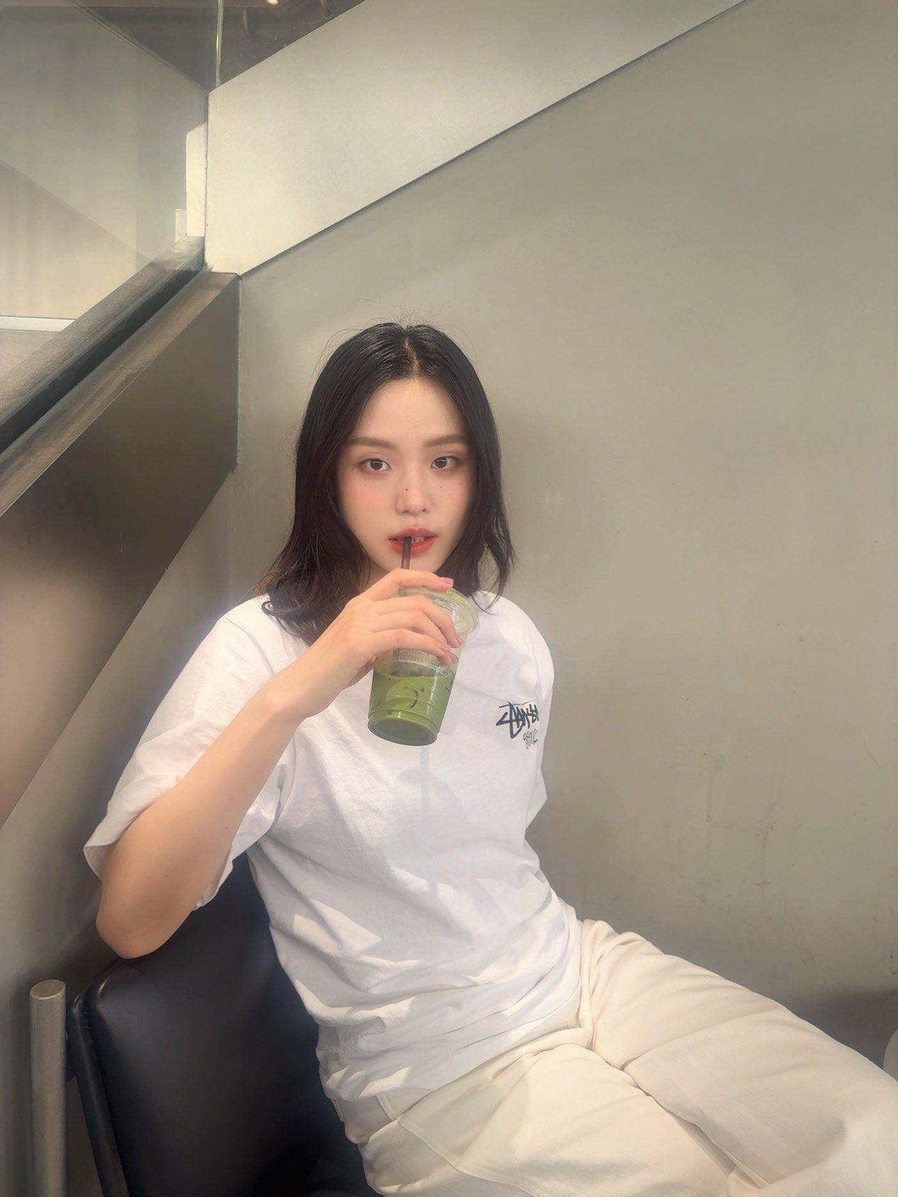 和大学生女友做爱录音，女友我好大啊老公，鸡巴太大了。