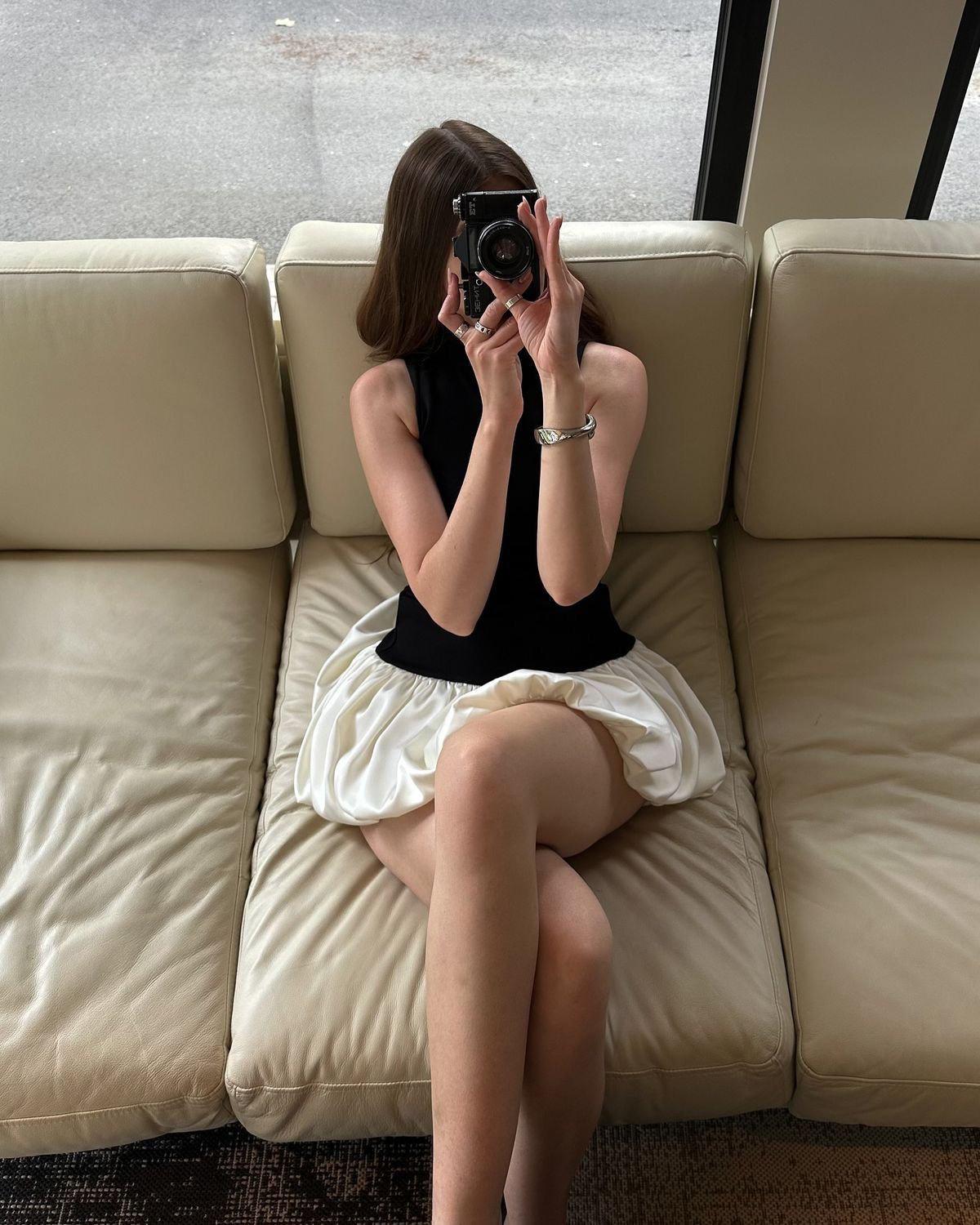 反差文艺女青年，超淫荡对白，说爹操我。