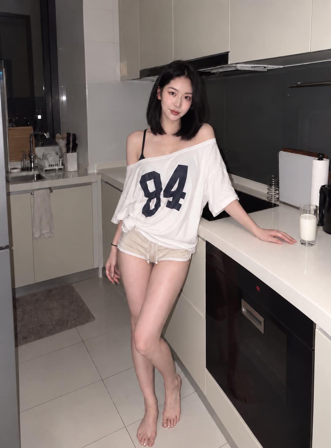 老婆在隔壁被体育生凿的哇哇叫，听的我鸡巴硬到爆炸。