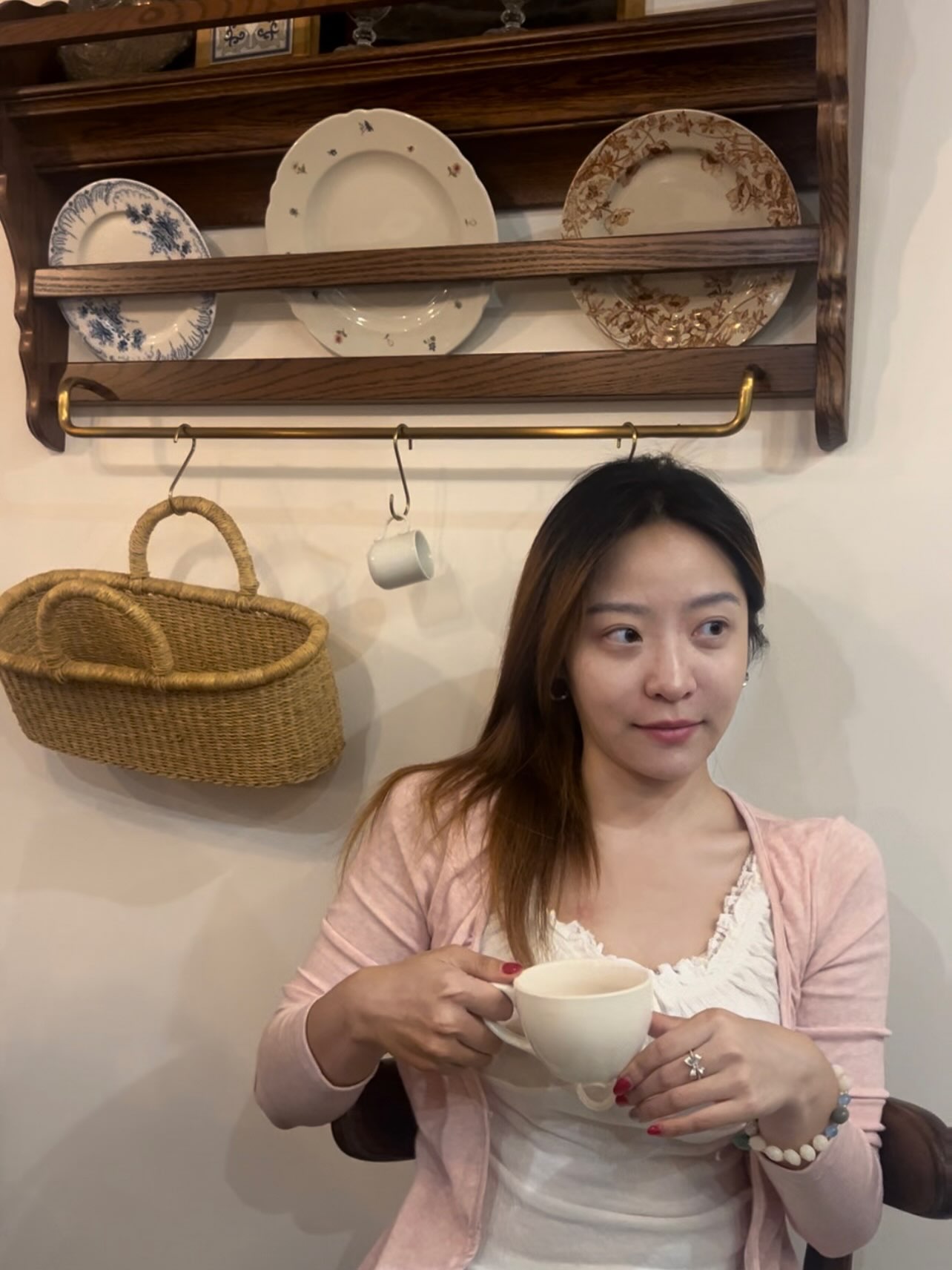 七夕偷录爸妈操逼，老妈叫的好大声。