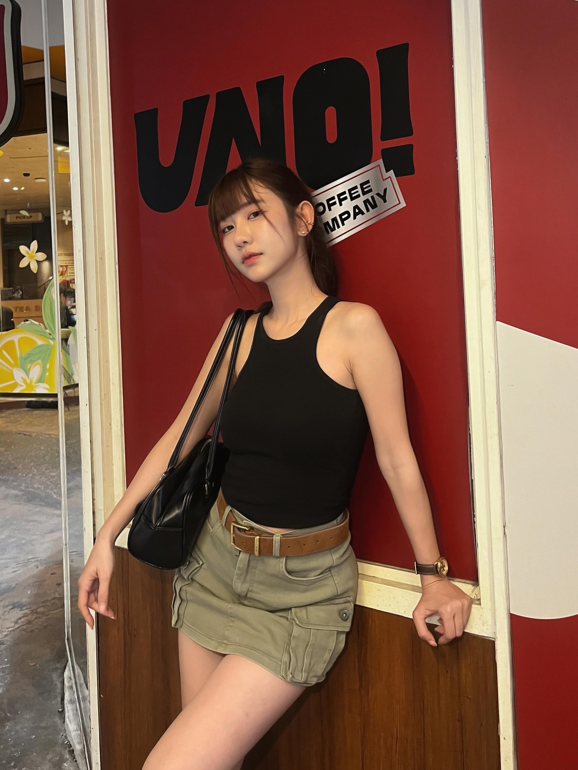乌鲁木齐出差酒店偷录女同事被操